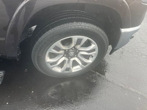 Used 2019 RAM 1500 Limited image 31