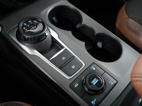 Certified 2025 Ford Bronco Sport Outer Banks w/ Sasquatch Outer Banks Package AWD/4WD image 29