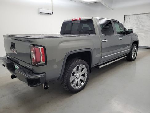 Used 2017 GMC Sierra 1500 Denali w/ Denali Ultimate Package AWD/4WD image 10