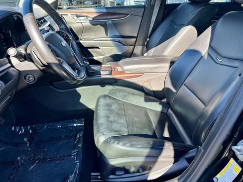 Used 2019 Cadillac XTS Luxury FWD image 12