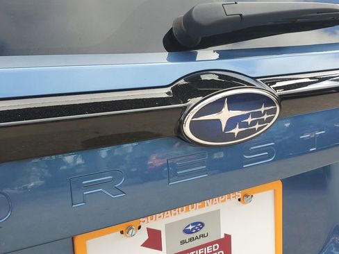 Used 2025 Subaru Forester Limited image 28