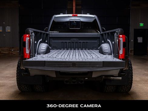 Used 2026 Ford F450 Platinum w/ FX4 Off-Road Package image 8