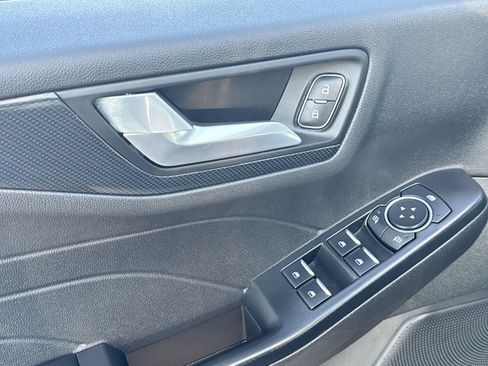 Used 2025 Ford Escape ST-Line AWD/4WD image 13
