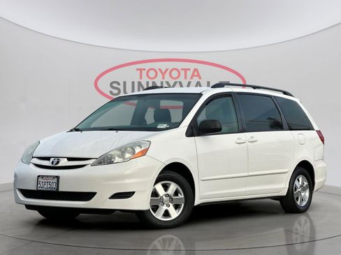 Used 2006 Toyota Sienna LE image 2