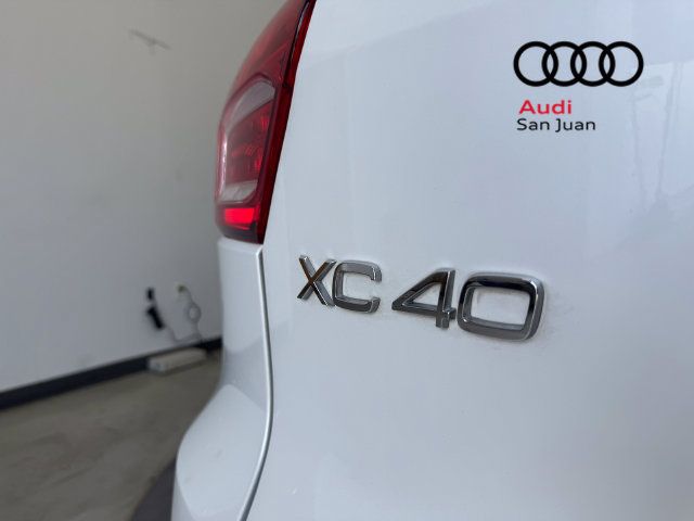 Used 2023 Volvo XC40 B5 Plus w/ Driver Assist Package AWD/4WD image 46