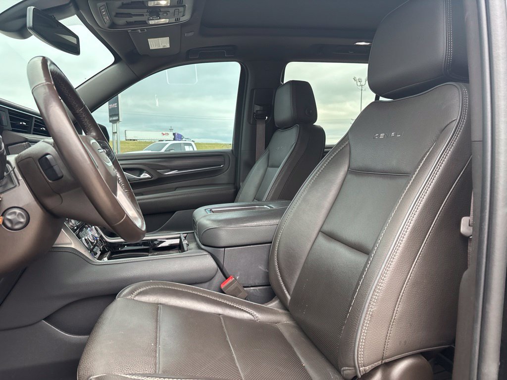 Used 2022 GMC Yukon Denali AWD/4WD image 8