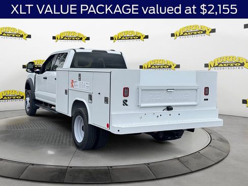 New 2025 Ford F450 XLT w/ XLT Value Package image 3