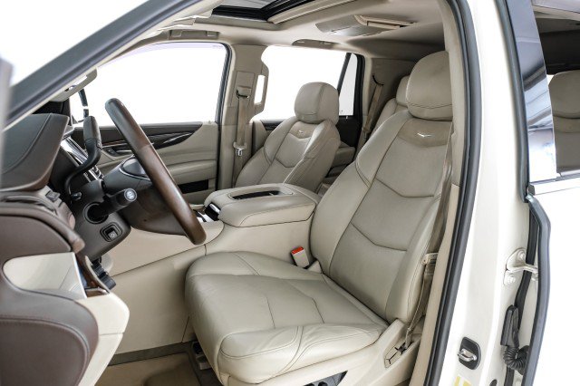 Used 2015 Cadillac Escalade Premium AWD/4WD image 38