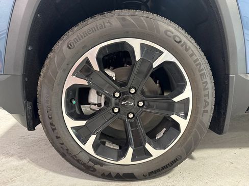 New 2026 Chevrolet Equinox LT w/ Safety and Technology Package FWD image 45