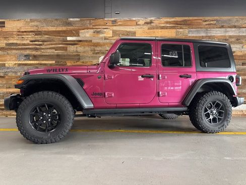 Used 2024 Jeep Wrangler Unlimited Sport AWD/4WD image 14