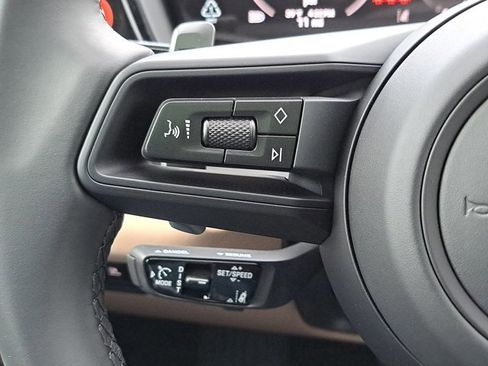 New 2026 Porsche Cayenne image 30