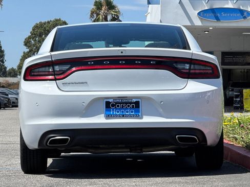 Used 2022 Dodge Charger SXT RWD image 10