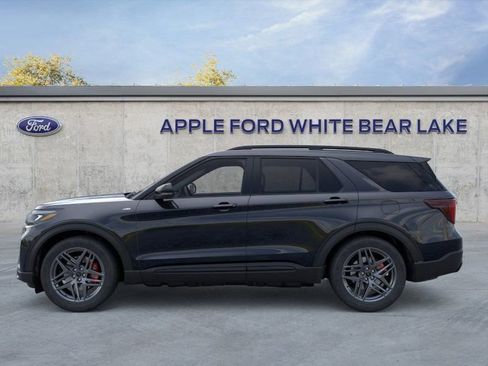 New 2026 Ford Explorer ST-Line w/ ST-Line Street Pack AWD/4WD image 3