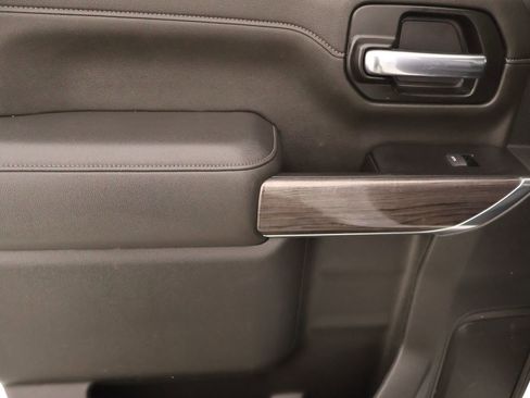 Used 2022 Chevrolet Silverado 3500 LTZ w/ LTZ Plus Package AWD/4WD image 18