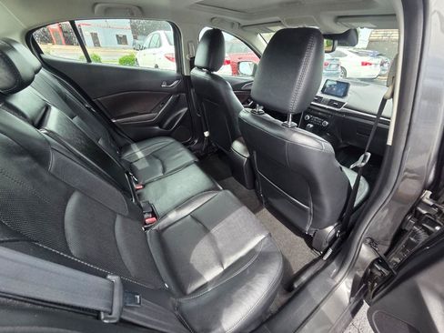 Used 2017 MAZDA MAZDA3 Grand Touring w/ Premium Equipment Package FWD image 16