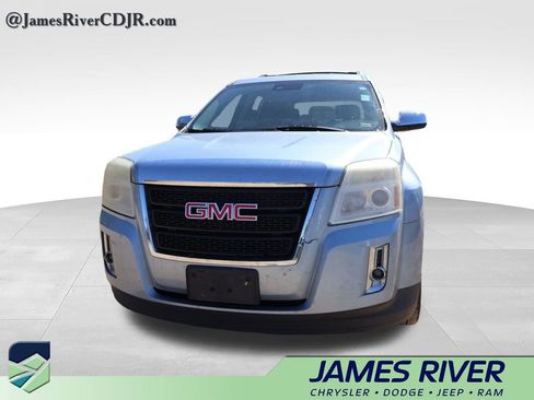 Used 2015 GMC Terrain SLE w/ Chrome Edition FWD image 2