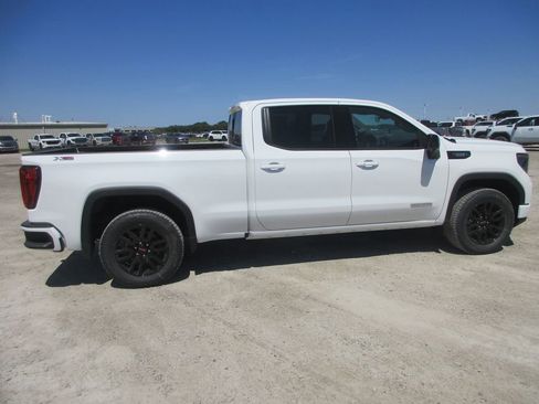 New 2026 GMC Sierra 1500 Elevation w/ Elevation Premium Package AWD/4WD image 3