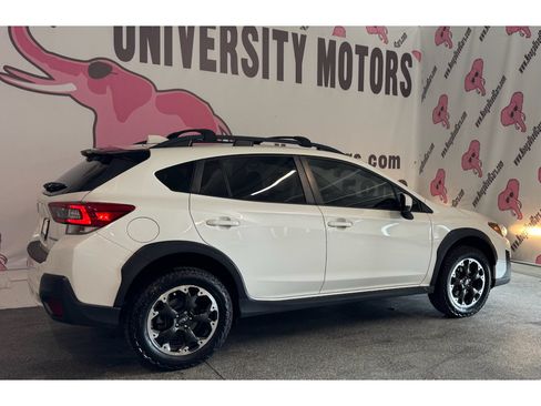 Used 2021 Subaru Crosstrek 2.0i Premium w/ Moonroof Package AWD/4WD image 10