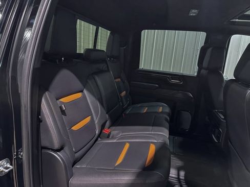 Used 2025 GMC Sierra 3500 AT4 w/ AT4 Premium Plus Package AWD/4WD image 24