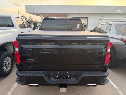 Used 2023 Chevrolet Silverado 1500 RST w/ Redline Edition AWD/4WD image 5
