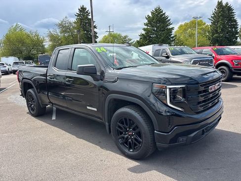 Used 2024 GMC Sierra 1500 Elevation AWD/4WD image 2
