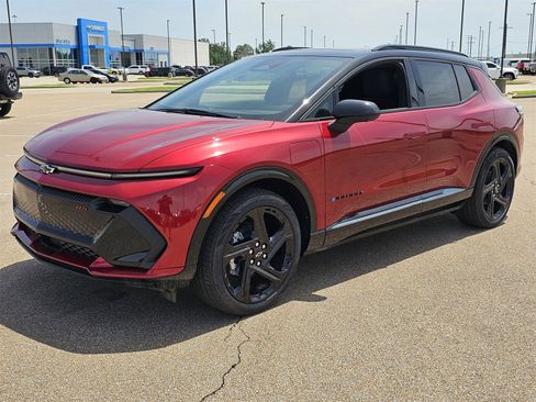 New 2025 Chevrolet Equinox EV RS image 7