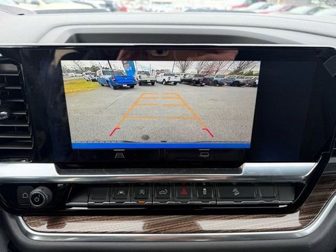 Used 2025 Chevrolet Silverado 1500 LT Trail Boss w/ LPO, Dark Essentials Package image 25