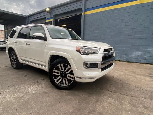 Used 2016 Toyota 4Runner Limited RWD image 1