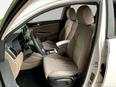 Used 2019 Hyundai Tucson SE FWD image 19