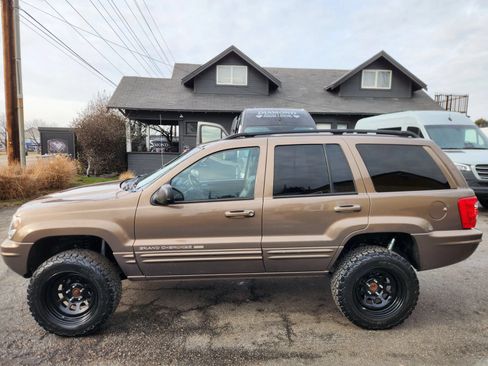 Used 2002 Jeep Grand Cherokee Limited AWD/4WD image 3