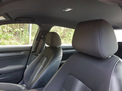 Used 2024 Honda Civic Sport image 18