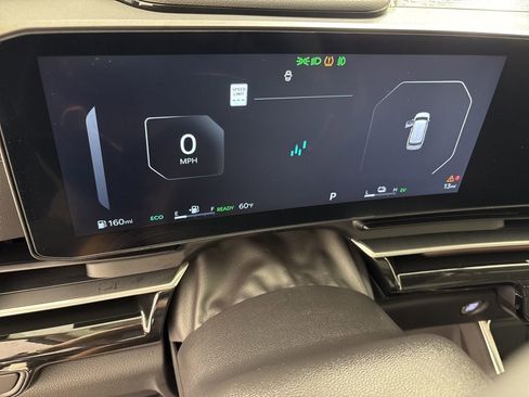 New 2026 Kia Carnival SX Prestige FWD image 35