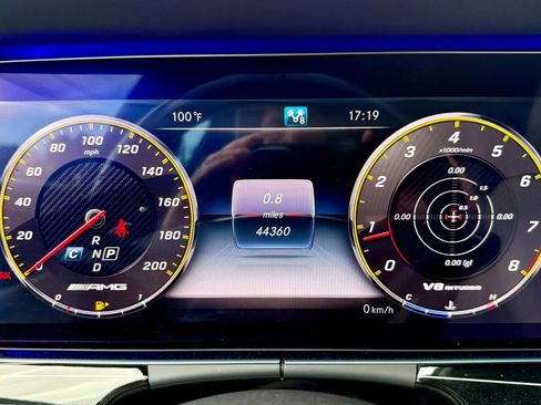 Used 2018 Mercedes-Benz E 63 AMG S image 23