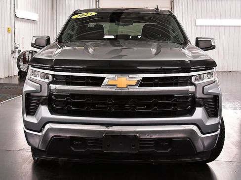 Used 2023 Chevrolet Silverado 1500 LT AWD/4WD image 2