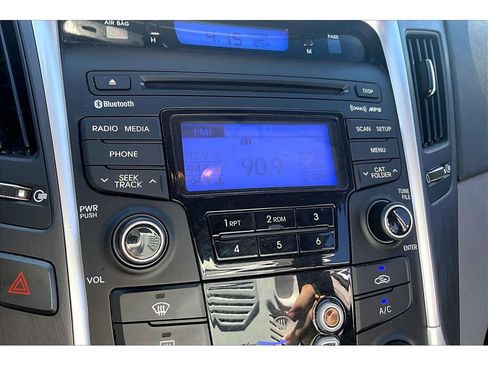 Used 2013 Hyundai Sonata SE FWD image 14