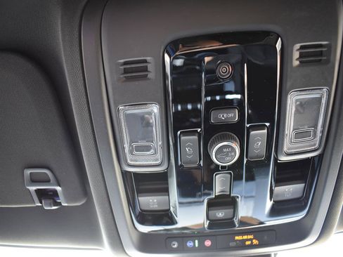 New 2026 GMC Yukon XL Elevation w/ Elevation Premium Package image 20