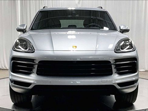 Used 2023 Porsche Cayenne image 12