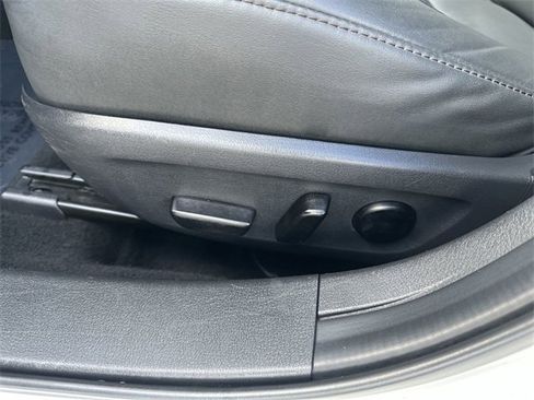 Used 2024 MAZDA MAZDA3 s image 14