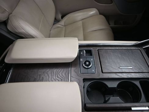 Used 2023 Lincoln Navigator Reserve AWD/4WD image 27