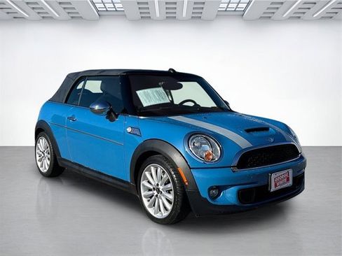Used 2013 MINI Cooper S image 2