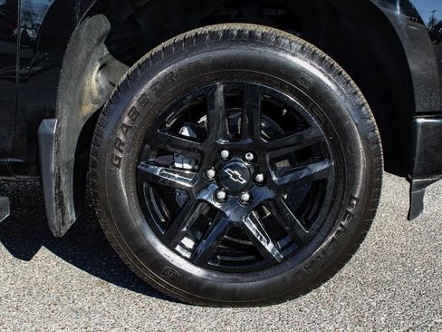 Used 2023 Chevrolet Silverado 1500 Custom image 7