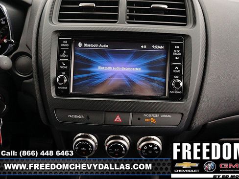 Used 2025 Mitsubishi Outlander Sport AWD image 16