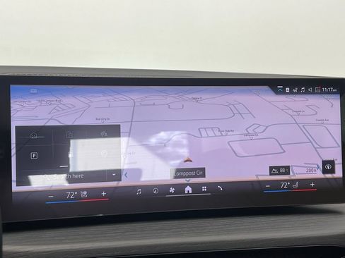 Used 2026 BMW 330i Sedan w/ Premium Package image 13