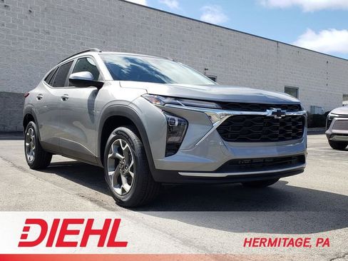 New 2026 Chevrolet Trax LT w/ Driver Confidence Package FWD image 1