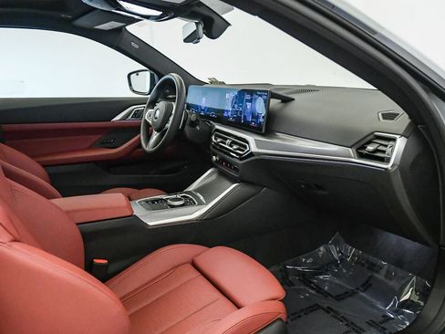 Used 2024 BMW M440i Coupe w/ Premium Package RWD image 17