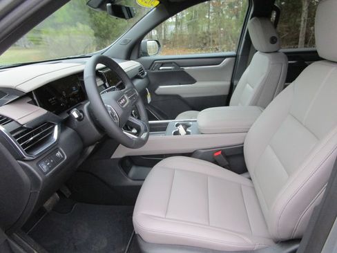 New 2026 GMC Acadia Elevation w/ Elevation Premium Package FWD image 22