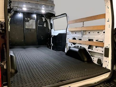 Used 2024 Ford Transit 250 Low Roof AWD w/ Exterior Upgrade Package image 32