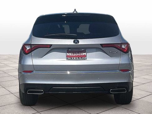 Used 2024 Acura MDX FWD w/ Technology Package image 7
