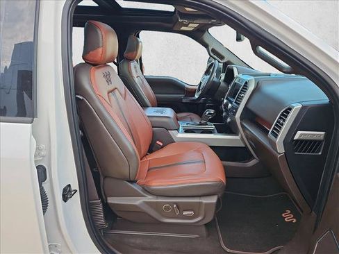 Used 2018 Ford F150 King Ranch w/ Equipment Group 601A Luxury AWD/4WD image 23