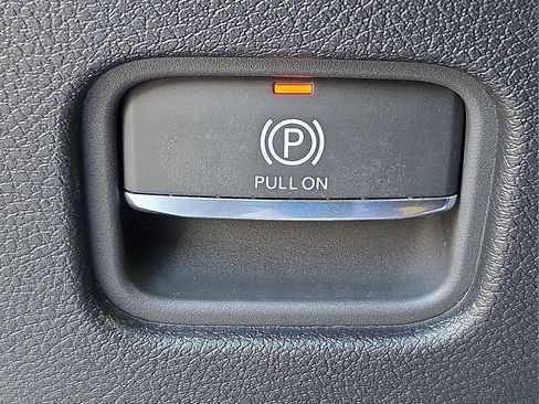 New 2025 Jeep Grand Cherokee Altitude AWD/4WD image 22
